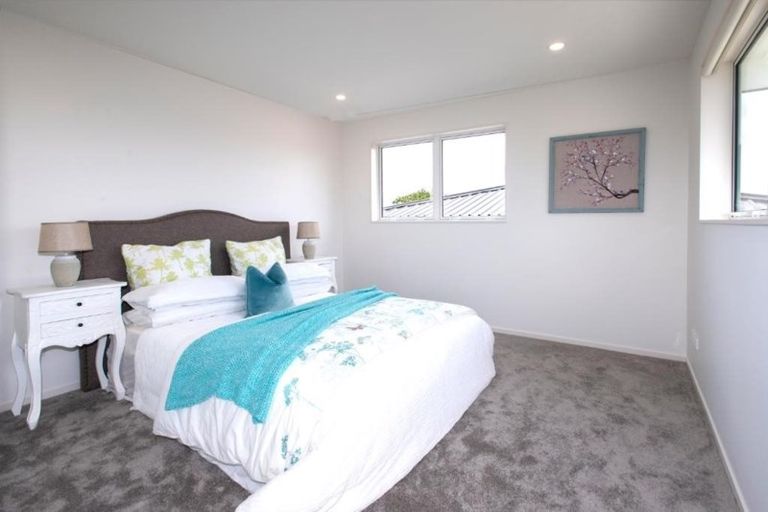 Photo of property in 30b Coniston Avenue, Te Atatu South, Auckland, 0610