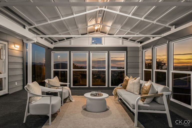 Photo of property in 30 Mossburn Grove, Kelson, Lower Hutt, 5010