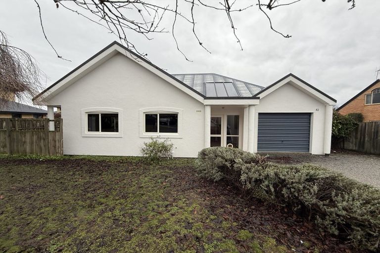 Photo of property in 42 Meadowstone Drive, Wanaka, 9305