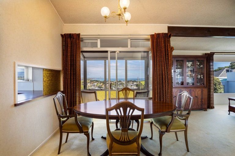 Photo of property in 14 Scott Street, Moturoa, New Plymouth, 4310