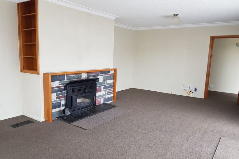 Photo of property in 11 Carruthers Street, Ilam, Christchurch, 8041