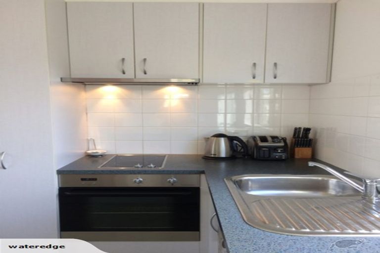 Photo of property in 8 Papaka Road, Ngunguru, Whangarei, 0173