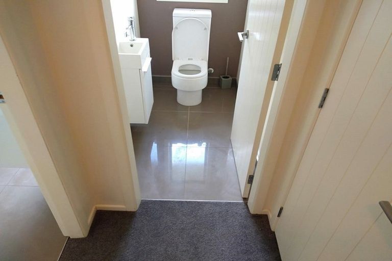 Photo of property in 35 Christobel Circle, Huntington, Hamilton, 3210