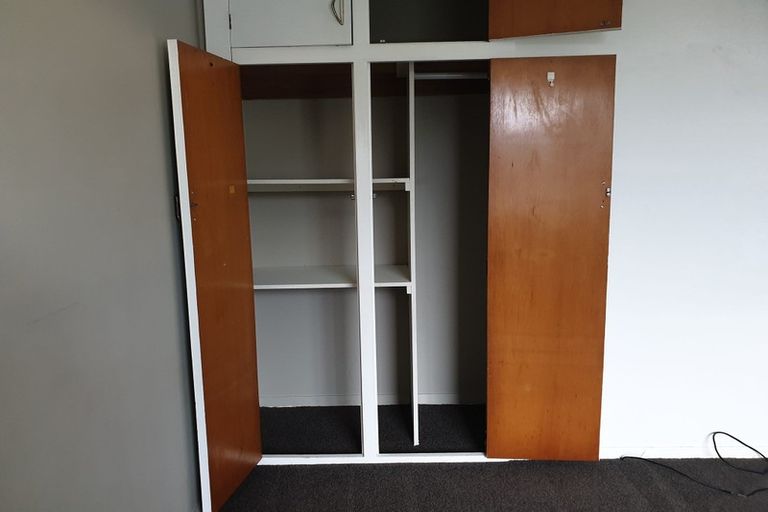 Photo of property in 3/4 Division Street, Riccarton, Christchurch, 8041