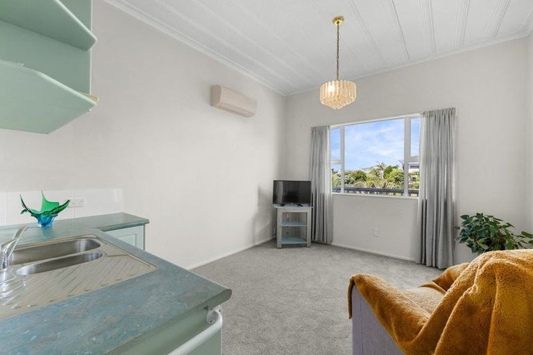 Photo of property in 50 Cullen Street, Mangawhai Heads, Mangawhai, 0505