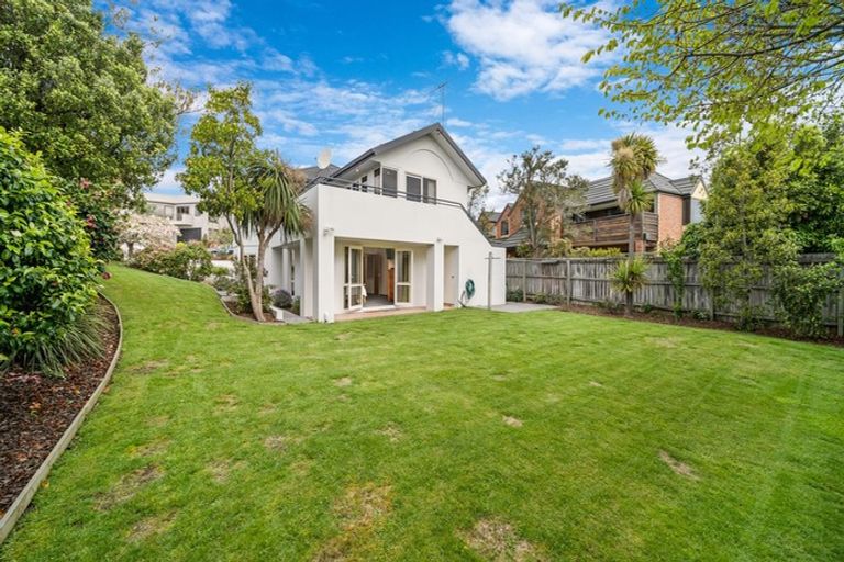 Photo of property in 6 Somerton Rise, Westmorland, Christchurch, 8025