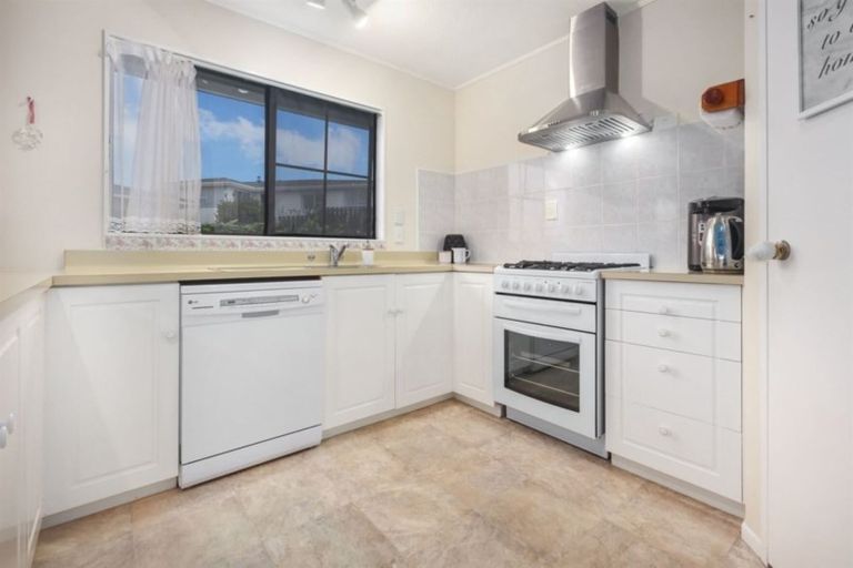 Photo of property in 5 Lagden Street, Camborne, Porirua, 5026