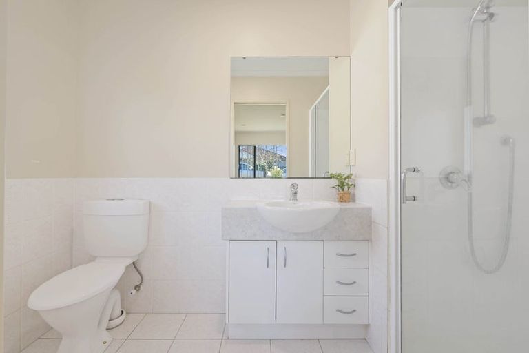 Photo of property in 18 Brittany Drive, Henderson, Auckland, 0612