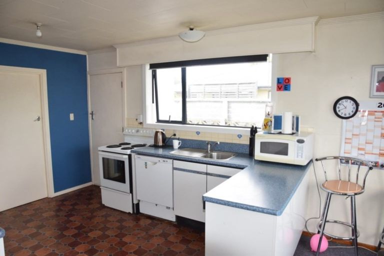 Photo of property in 12 Kereru Street, Waikiwi, Invercargill, 9810