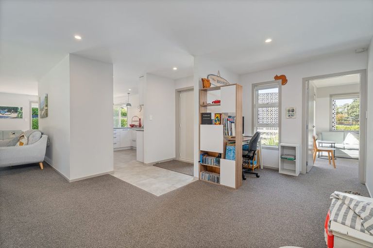 Photo of property in 15 Admiral Drive, Cooks Beach, Whitianga, 3591