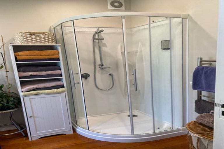 Photo of property in 18 Exchange Street, Ebdentown, Upper Hutt, 5018