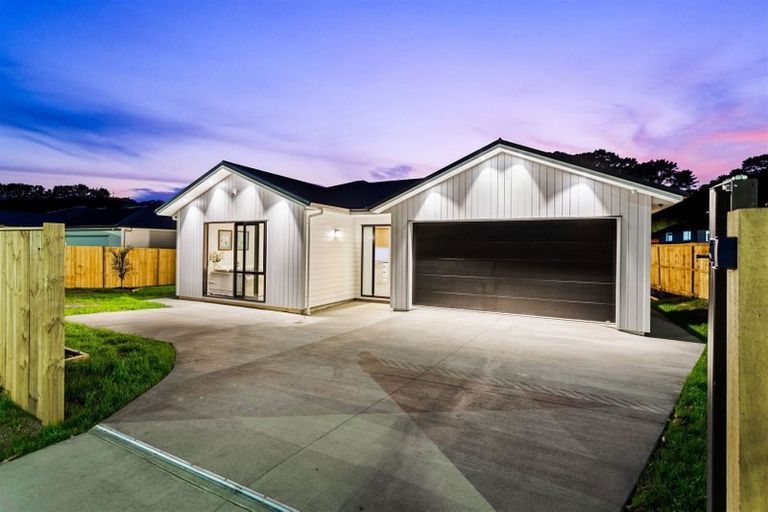 Photo of property in 91 Muriwai Road, Waimauku, 0812