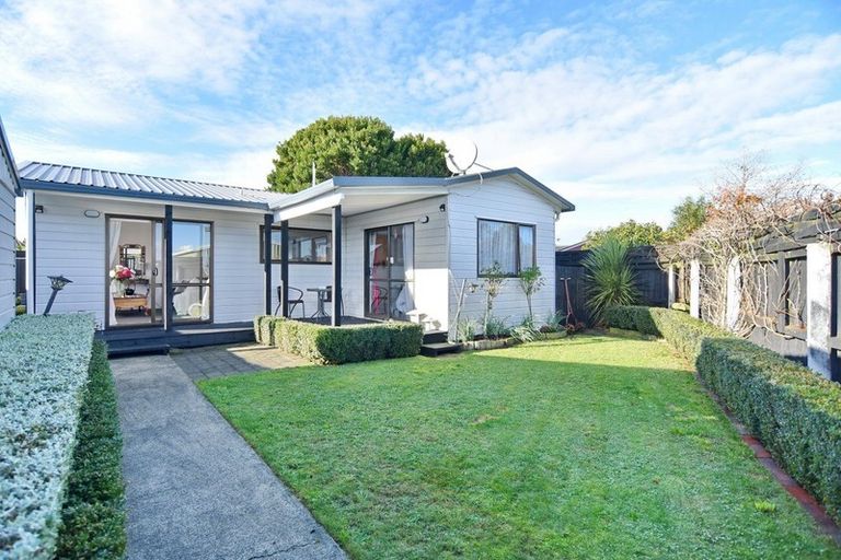 Photo of property in 6 Aspen Place, Parklands, Christchurch, 8083