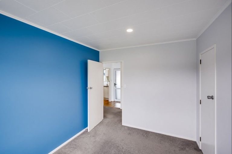 Photo of property in 4 Upham Crescent, Taradale, Napier, 4112
