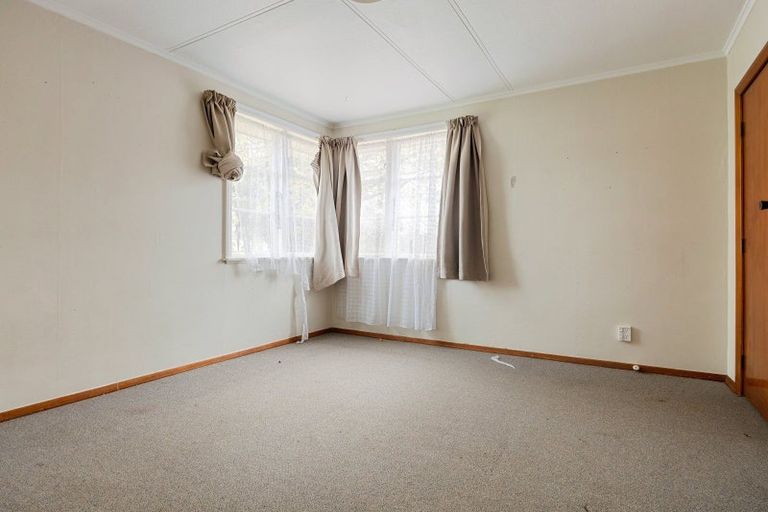 Photo of property in 37 Montgomery Crescent, Bader, Hamilton, 3206