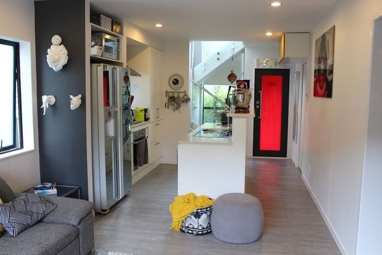 Photo of property in 60 Makamaka Lane, Albany Heights, Auckland, 0632