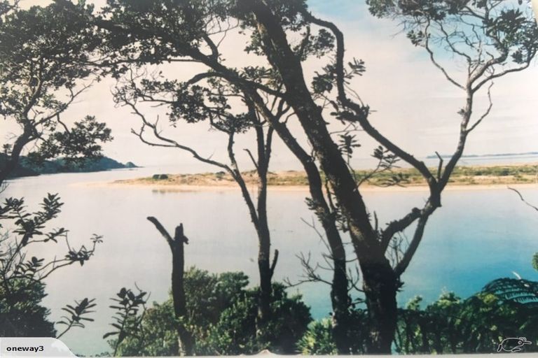 Photo of property in 2029 Ngunguru Road, Ngunguru, Whangarei, 0173