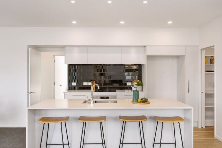 Photo of property in 4 Barnfields Close, Halswell, Christchurch, 8025