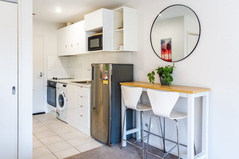 Photo of property in Albany Central, 6a/210 Dairy Flat Highway, Albany, Auckland, 0632