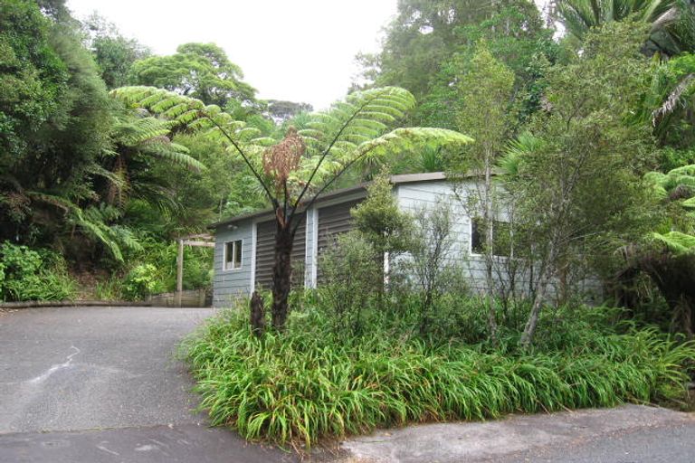 Photo of property in 13 Valley Road, Titirangi, Auckland, 0604
