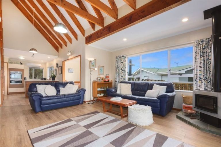 Photo of property in 14 Trispen Place, Camborne, Porirua, 5026