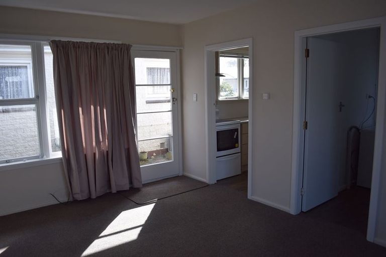 Photo of property in 7/7c Curletts Road, Sockburn, Christchurch, 8042