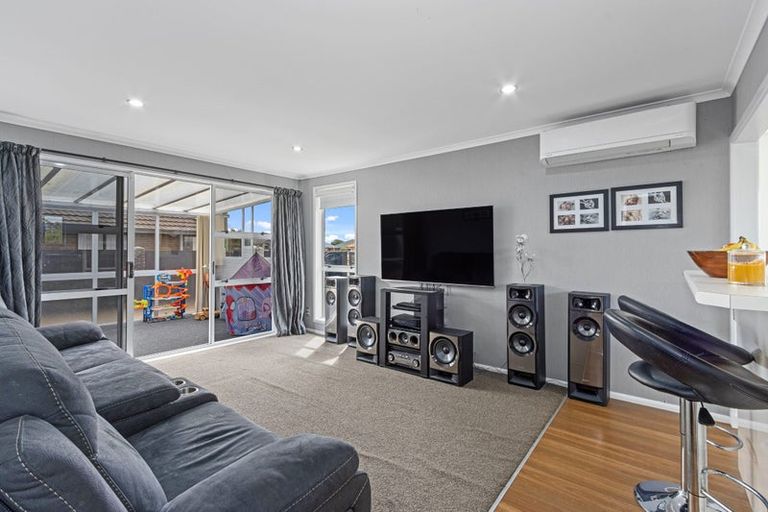 Photo of property in 52 Awatea Road, Hornby, Christchurch, 8042