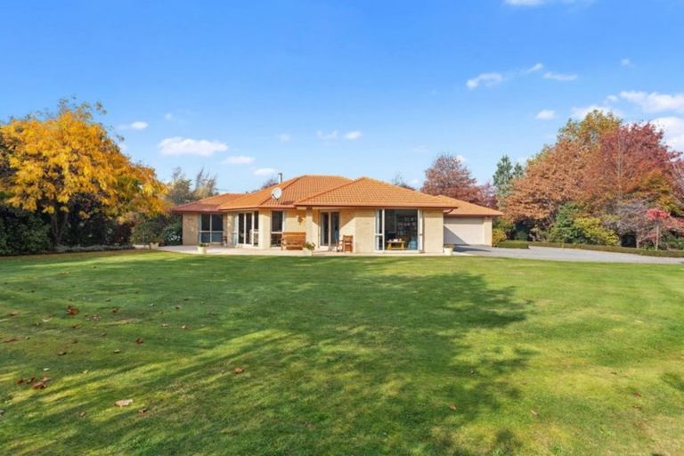 Photo of property in 1 Devonvale Lane, Amberley, 7410