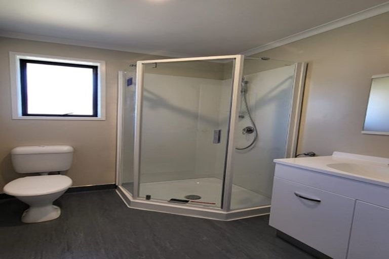 Photo of property in 49 Cyclamen Road, Mangere, Auckland, 2022