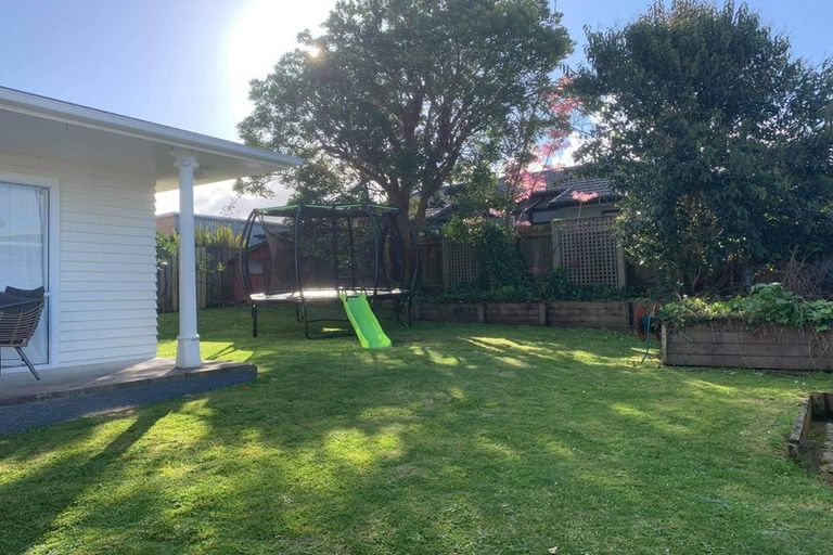 Photo of property in 12 Clifford Street, Morrinsville, 3300