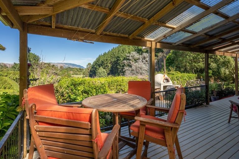 Photo of property in 330 Waitohu Valley Road, Otaki, 5583