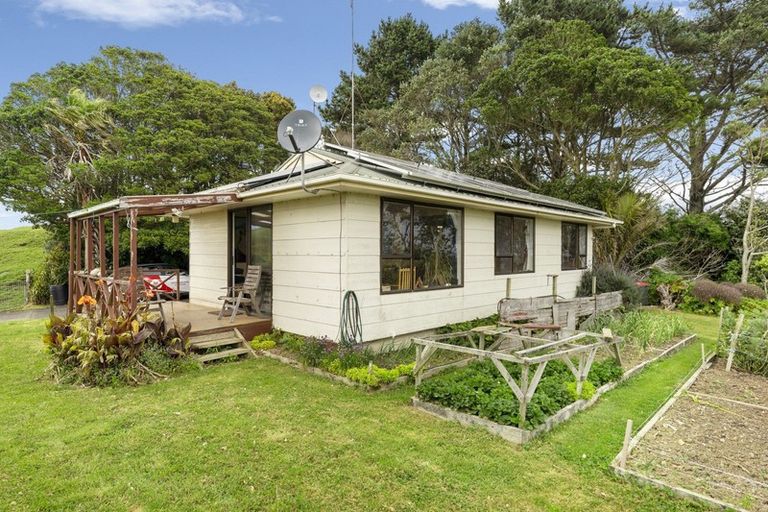 Photo of property in 6388 South Road, Pungarehu, Opunake, 4685