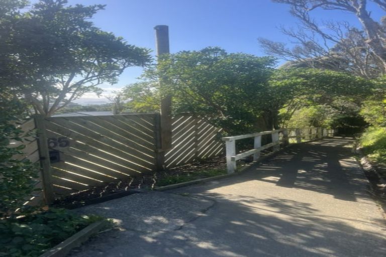 Photo of property in 65 Tannadyce Street, Strathmore Park, Wellington, 6022