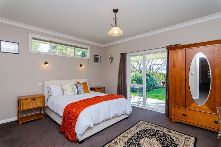 Photo of property in 75 Frederick Street, Carterton, 5713