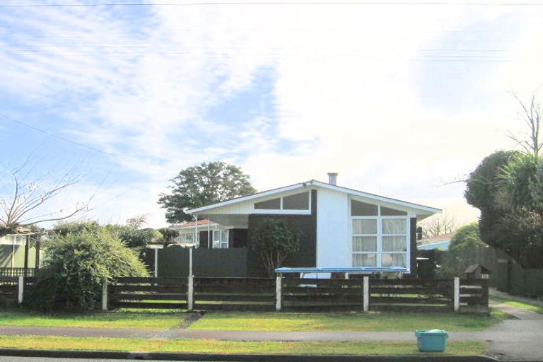 Photo of property in 110 Collins Road, Melville, Hamilton, 3206