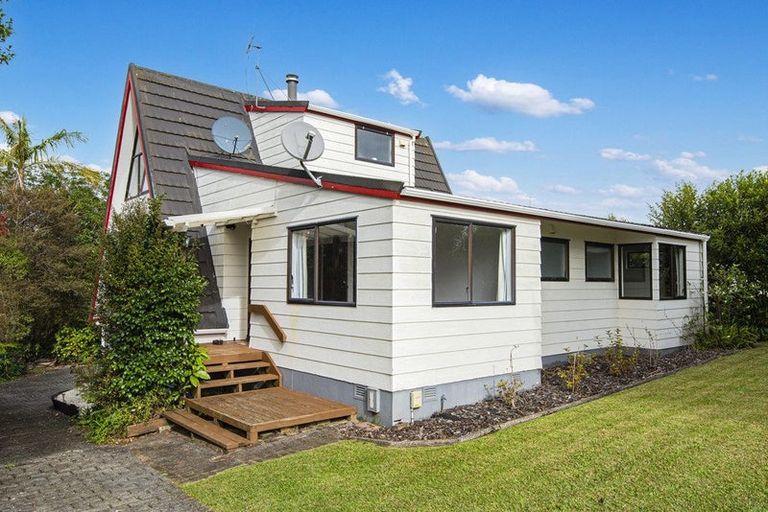 Photo of property in 12 Takahe Street, Tikipunga, Whangarei, 0112