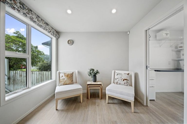 Photo of property in 9 Duncan Street, Tawa, Wellington, 5028