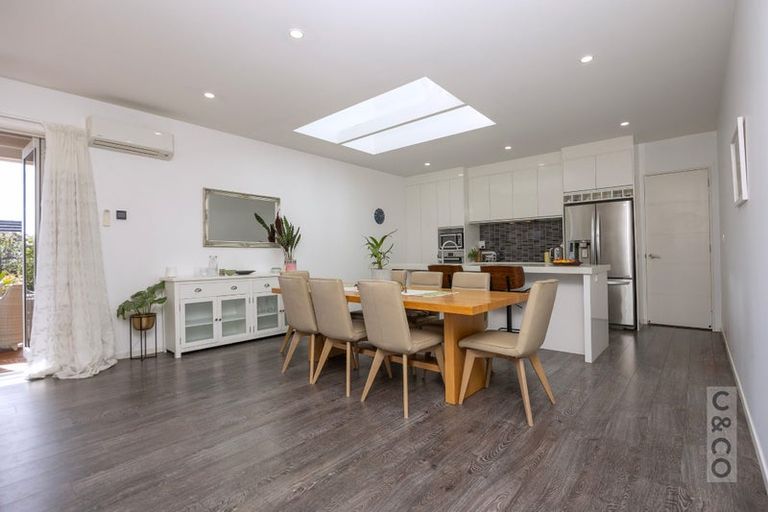 Photo of property in 23 Turpin Road, Riverhead, 0820