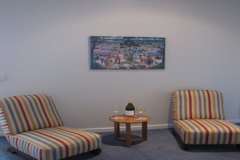 Photo of property in 8/37 Majoribanks Street, Mount Victoria, Wellington, 6011