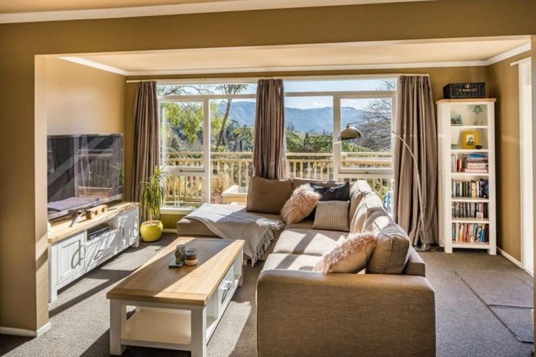 Photo of property in 54 Jocelyn Crescent, Pinehaven, Upper Hutt, 5019