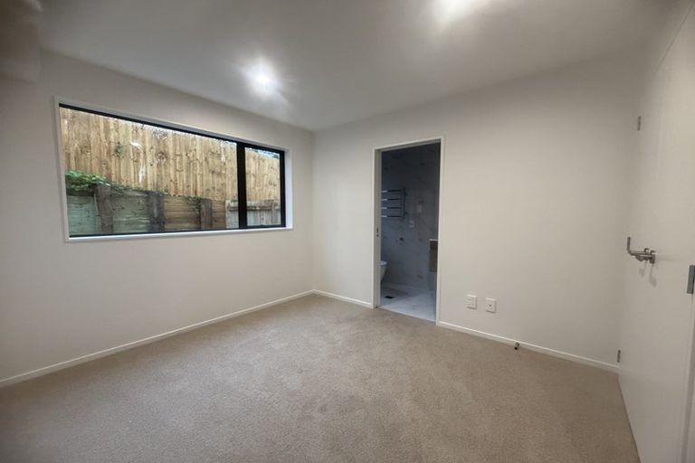Photo of property in 4/25 Hutchinson Avenue, New Lynn, Auckland, 0600