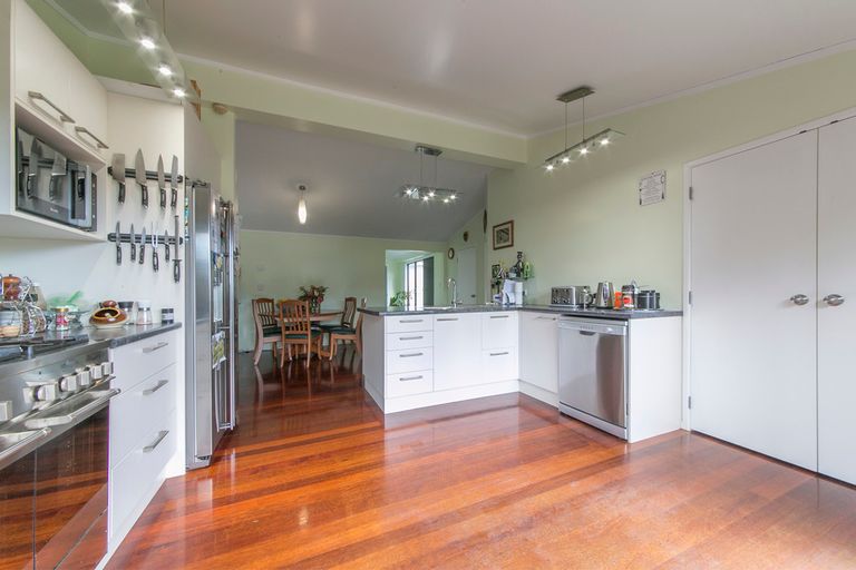 Photo of property in 211 Foster Road, Waimauku, Kumeu, 0891