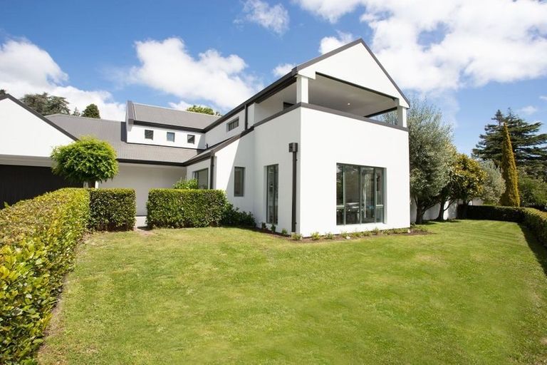 Photo of property in 4 Enticott Place, Huntsbury, Christchurch, 8022