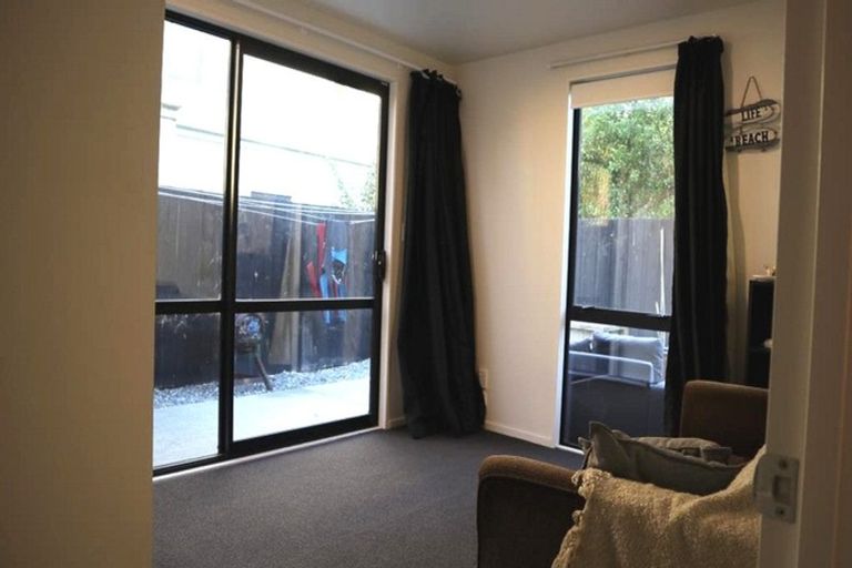 Photo of property in 9b Tonks Street, North New Brighton, Christchurch, 8083