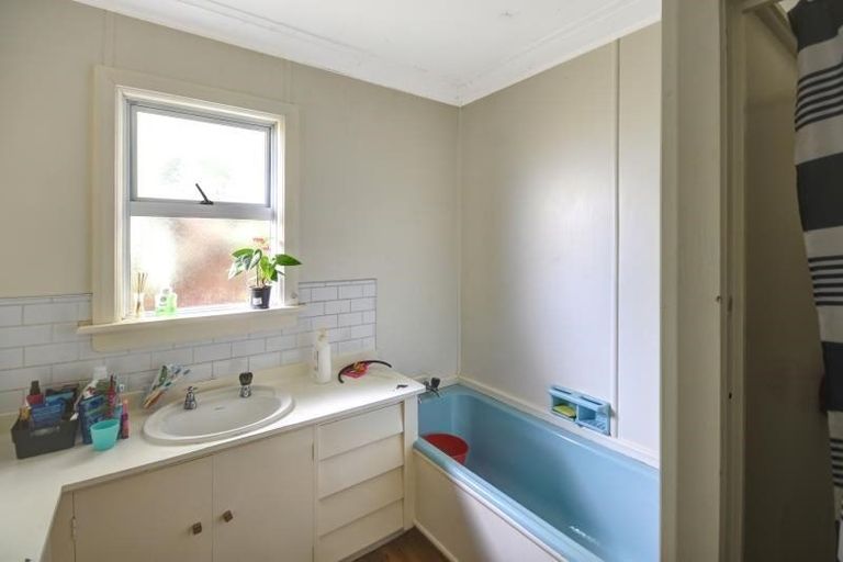 Photo of property in 188 Taieri Road, Kaikorai, Dunedin, 9010