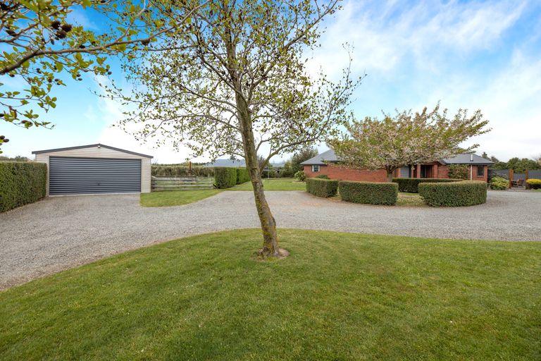 Photo of property in 31 Piako Drive, Darfield, 7571