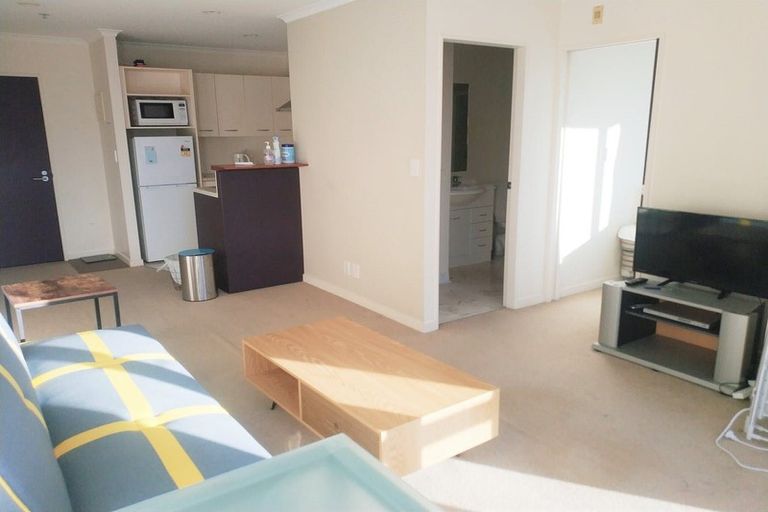 Photo of property in Terrace Heights Apartments, 14a/163 The Terrace, Wellington Central, Wellington, 6011