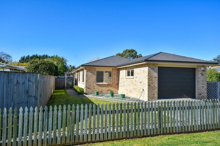Photo of property in 5 Hilton Road, Carterton, 5713