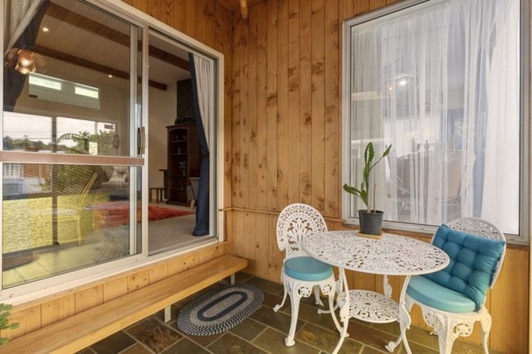 Photo of property in 111 Thomas Street, Stokes Valley, Lower Hutt, 5019