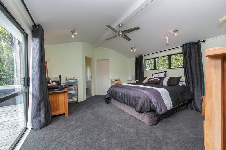 Photo of property in 211 Foster Road, Waimauku, Kumeu, 0891